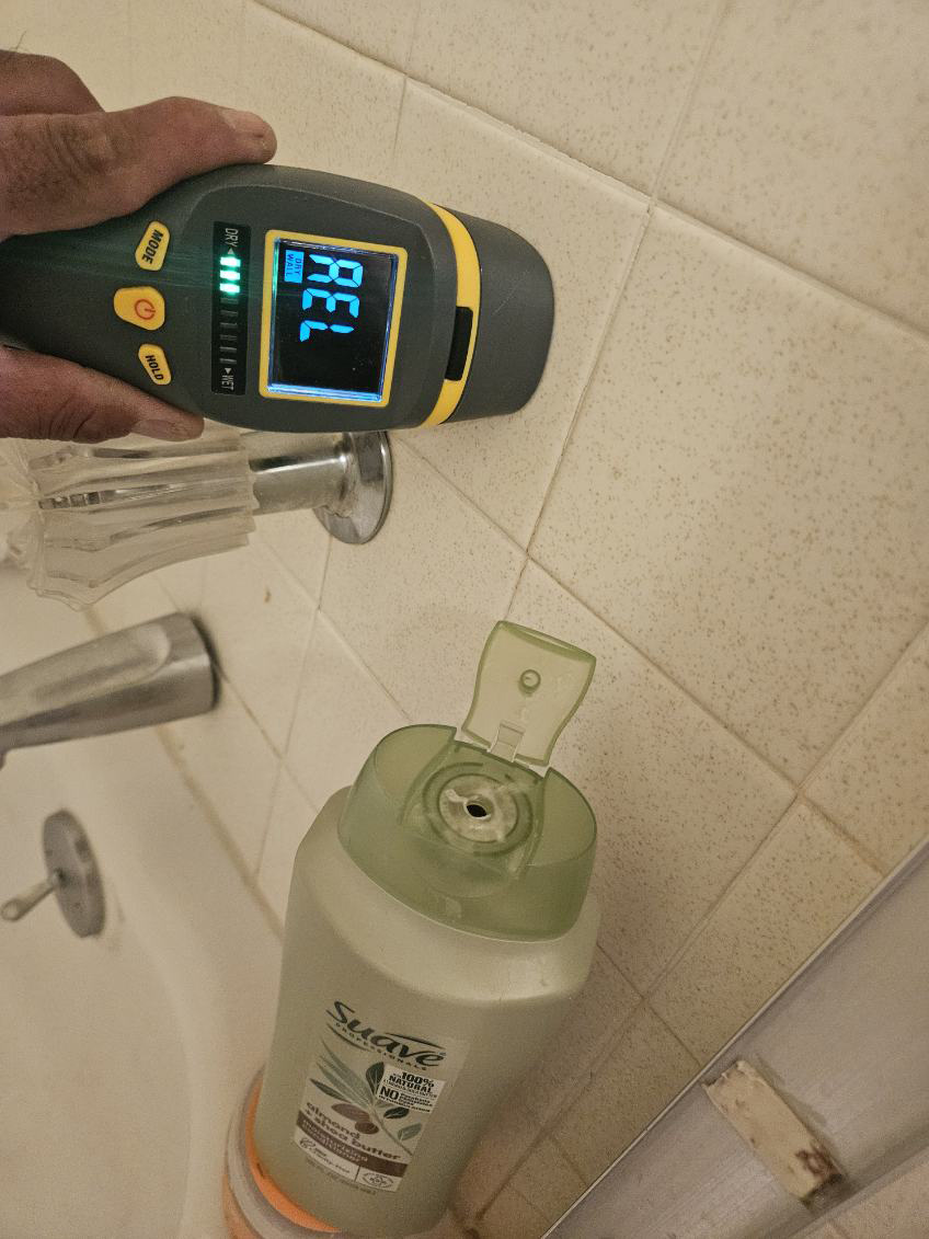 Pool leak repair 017