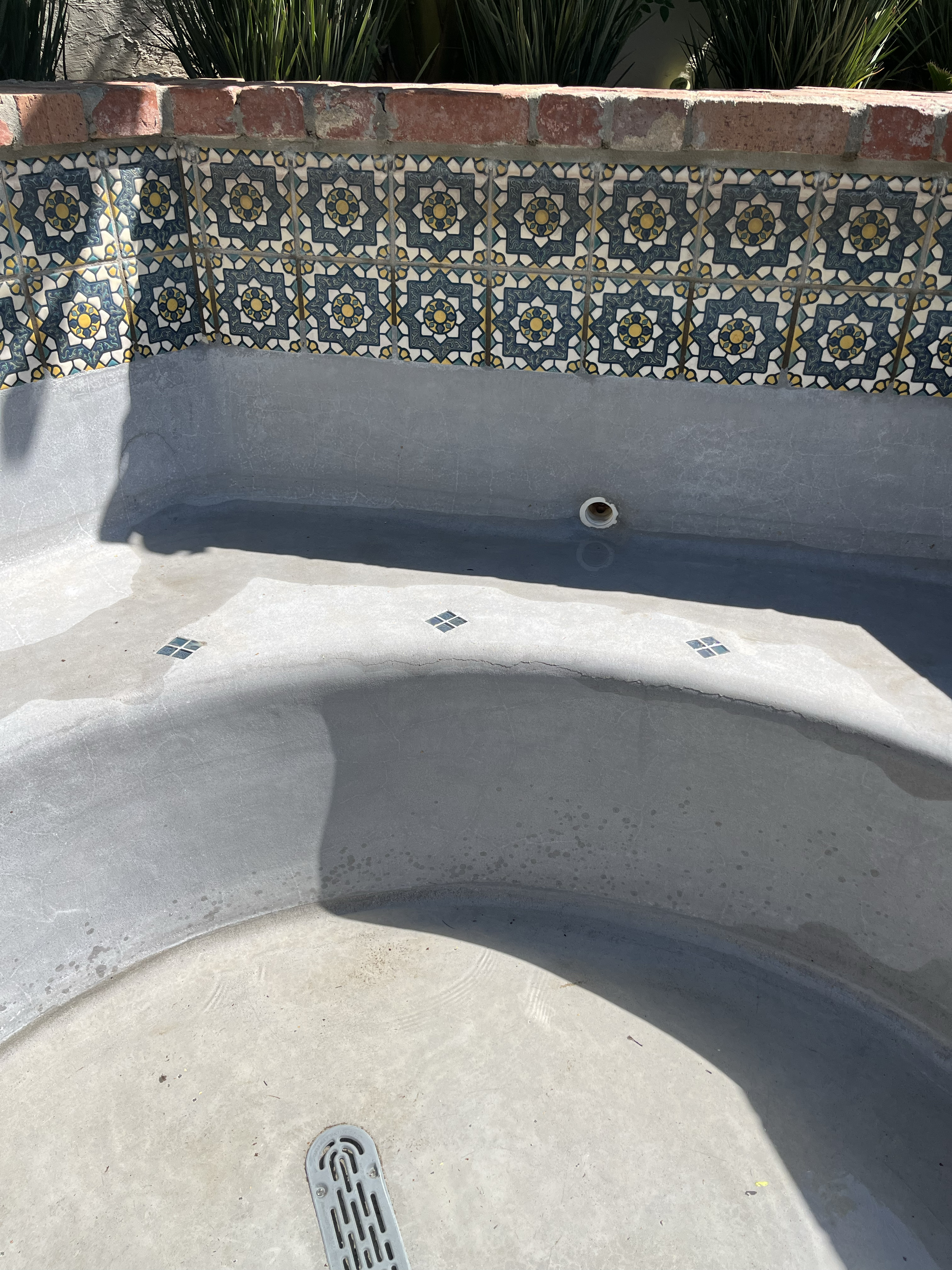 Pool leak repair 094