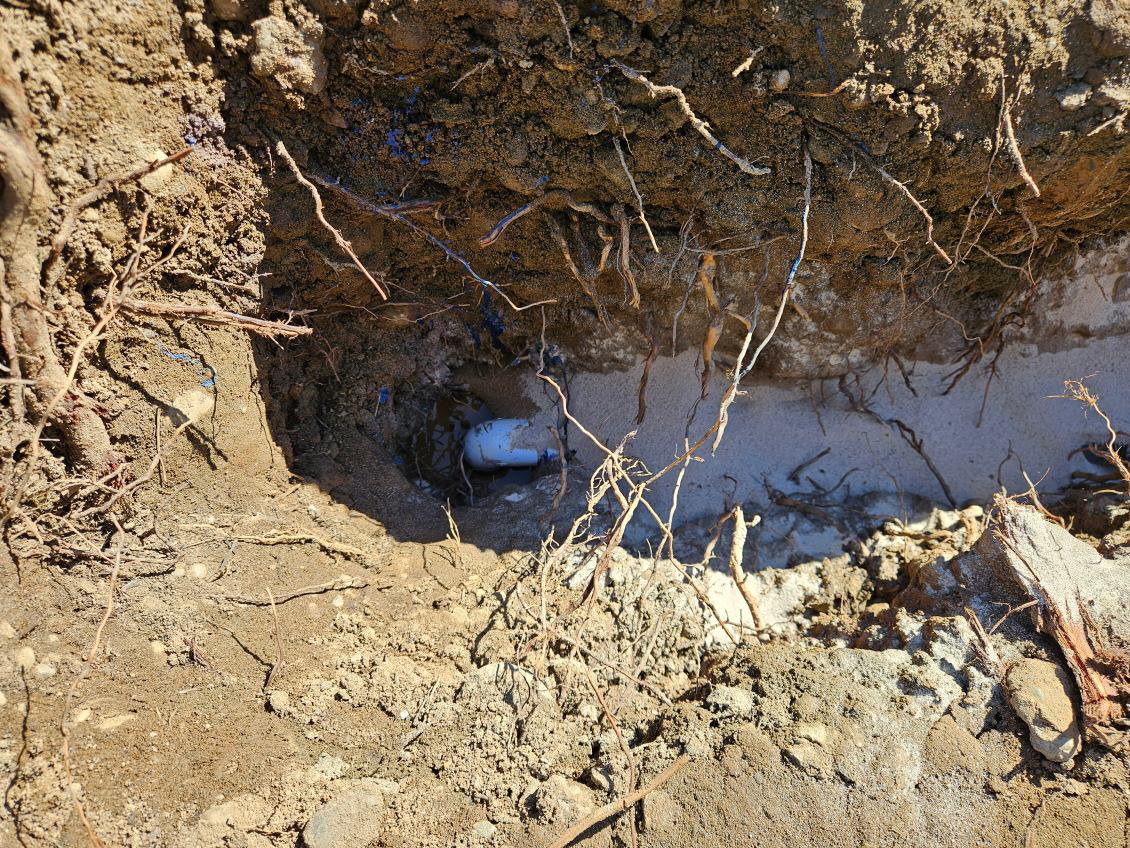 Pool leak repair 141